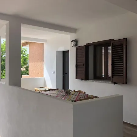 Luciano Apartman San Teodoro