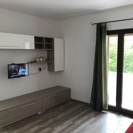 Luciano Apartmán *